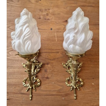 Pair of wall lamps