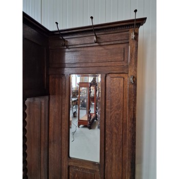 Pakaramais - grīdas pulkstenis