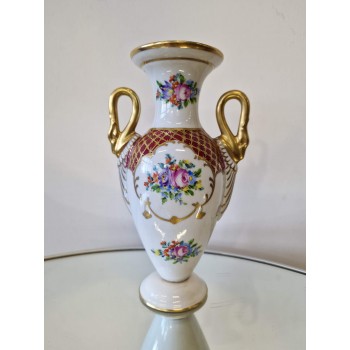 A small porcelain vase A small porcelain vase