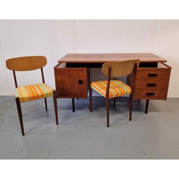 Dāņu dizaina vintāžas rakstāmgalds Dāņu dizaina vintāžas rakstāmgalds