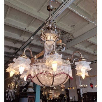 Beautiful chandelier Beautiful chandelier