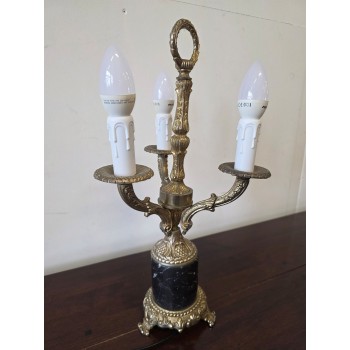 Table lamp
