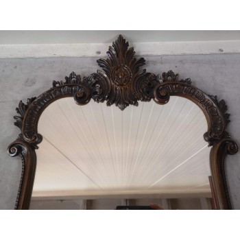 A mirror with beautiful carvings