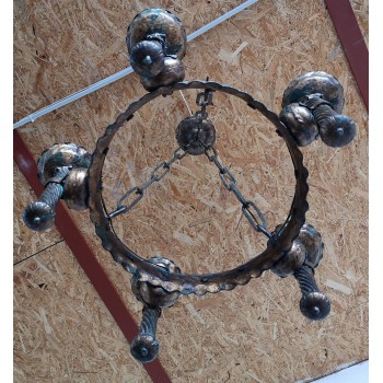 Kalta tērauda lustra