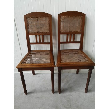 Krēslu pāris pāris