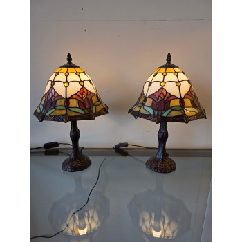 Pair of Tiffany style table lamps Pair of Tiffany style table lamps