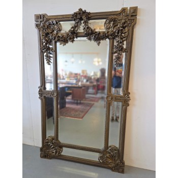 Exquisite Neo-Renaissance style mirror