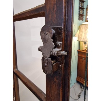 Ozolkoka grāmatu skapis - vitrīna