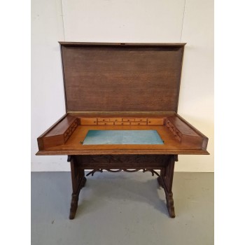 Gothic style desk Gothic style desk