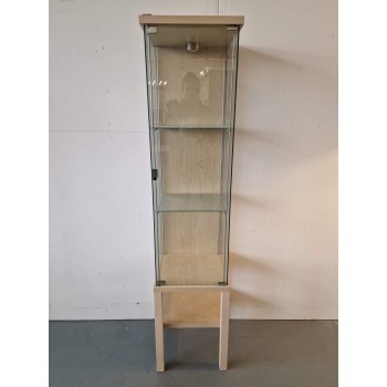Display case