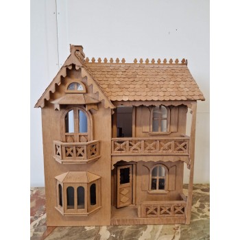 Antikvāra miniatūra māja Antikvāra miniatūra māja