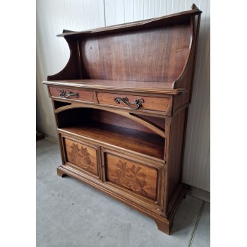 Ļoti skaists Art Nouveau skapis