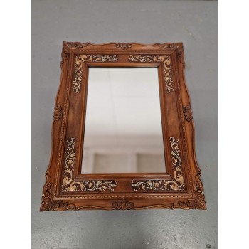 Spogulis koka rāmī Spogulis koka rāmī