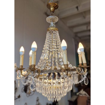 Exquisite chandelier with crystals Exquisite chandelier with crystals