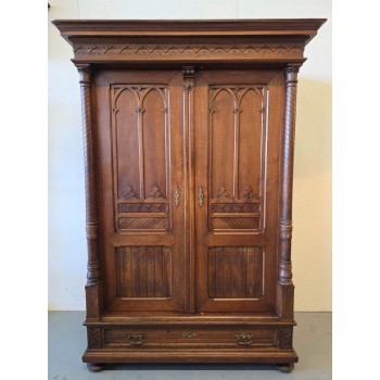 Wardrobe in neo-Gothic style Wardrobe in neo-Gothic style
