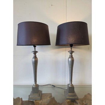 A pair of elegant and large table lamps A pair of elegant and large table lamps