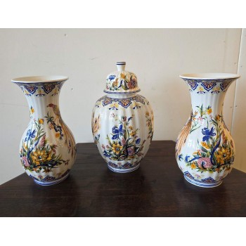 Porcelain vase set Porcelain vase set