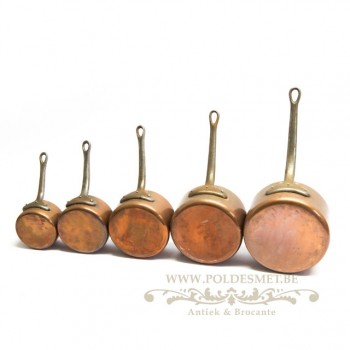 Set of copper Caseroles